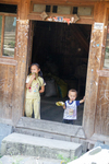 Children eating zongzi