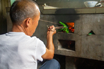 Wu Fengxiang roasting peppers