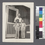 Portrait--man with two children [10-3-E]: Nisuke, Tadao, and Yukio Yoshikawa